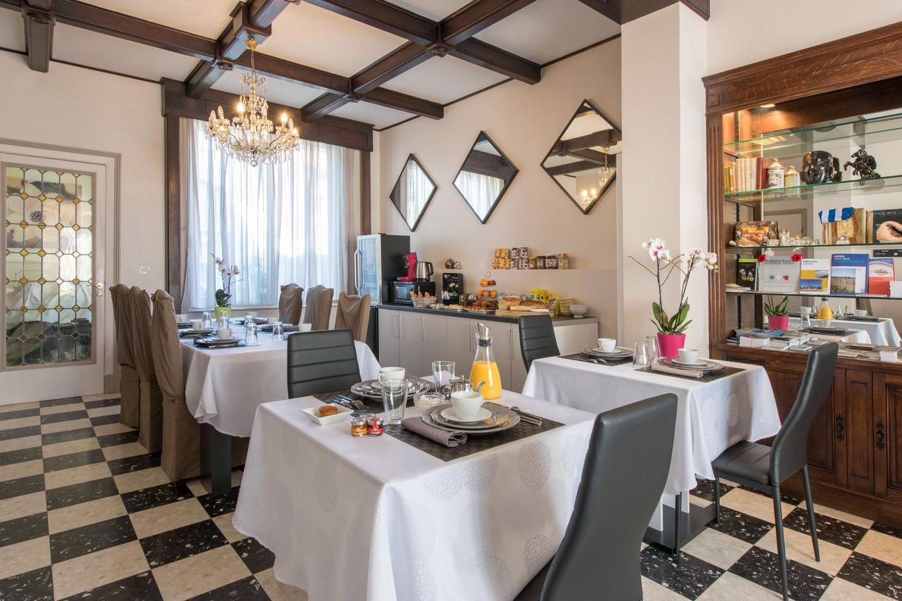 Appart'Hotel Et Chambres לנס מראה חיצוני תמונה
