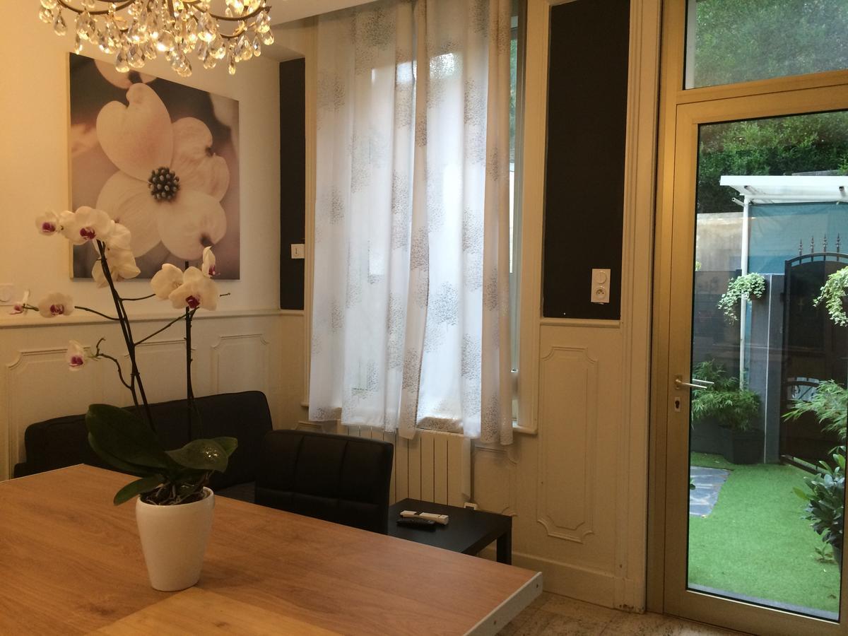 Appart'Hotel Et Chambres לנס מראה חיצוני תמונה